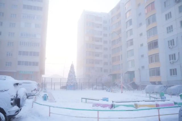 В Якутске продолжается ежедневная работа штаба по безопасному прохождению новогодних выходных