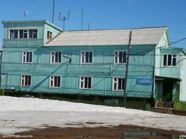 Пассажиры АК «Якутия» застряли в Анабарском районе из-за нехватки мест на борту самолета