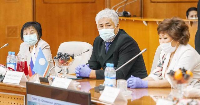 В Якутии наградили лучших медработников