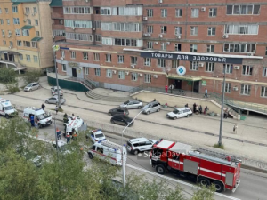 Перевернулся автомобиль скорой помощи: Медиков везут в травмпункт