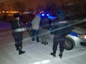 Странное поведение жителей Якутска в ночном лесу