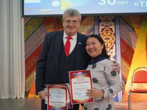 Тувинская община Якутска отметила 30-летие