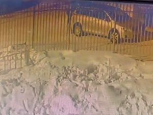 В Якутске 40-летний мужчина обвиняется в краже портативного гаража за 8 тысяч рублей