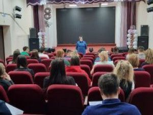 ЖДЯ и Байкало-Амурский университет провели в Алдане профориентационные встречи со школьниками