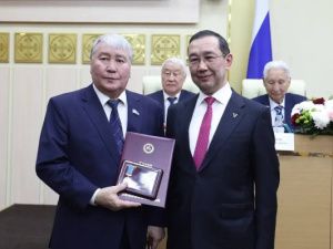 Александр Жирков: 33 года на благо народа, но без дороги до Борогонцев?