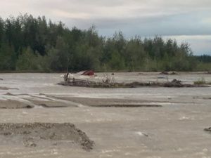 В Якутии во время перевозки 11 человек затонул "Урал": Водителю вынесен приговор
