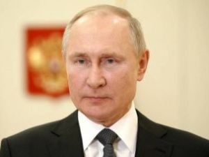 Путин не стал поздравлять с Днем Победы лидеров Украины и Грузии