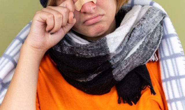 В ночном клубе Вилюйского района девушка сломала нос оппонентке и скрылась