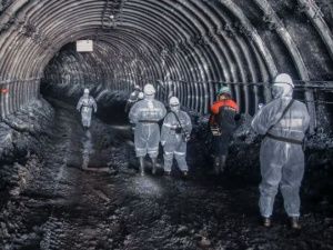 Вода в шахте – это не просто лужа. Остановлена работа на шахте «Восточная Денисовская»