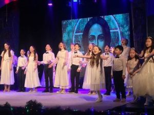 РОЖДЕСТВЕНСКИЙ ПОДАРОК детской музыкальной театральной студии «ТУСКУЛ»