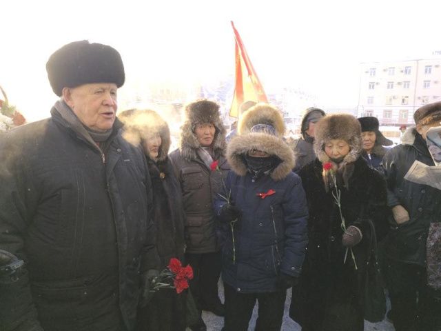 Ленинские уроки, пикеты Памяти с возложением венков и цветов