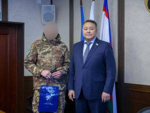 В День Героев Отечества Альберт Семенов встретился с участниками СВО