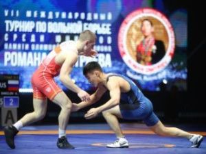 Борцы из 13 стран, включая 27 регионов России, примут участие в турнире памяти Романа Дмитриева в Якутске
