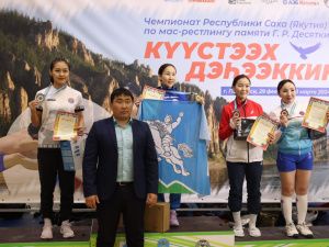 Сенсационно завершился первый день чемпионата Якутии по мас-рестлингу