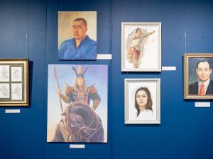 Сразу в трех регионах страны открылись выставки якутской художницы Мира Аргуновой