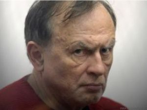 "Я всего раз оступился!" Соколов умоляет не сажать его с рецидивистами