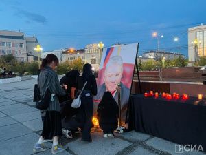 В Якутске почтили память первого президента республики Михаила Николаева