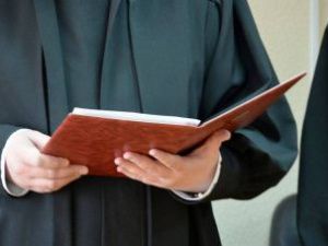 Житель Нерюнгри осужден за избиение жены и угрозы убийством