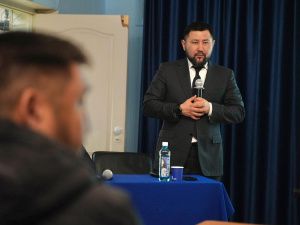 Евгений Григорьев встретился с представителями общественности Гагаринского округа