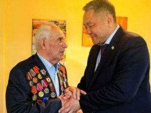 Альберт Семёнов: «С Международным днём пожилых людей!»