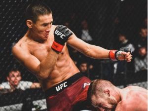 Боец UFC из Якутии Григорий Попов проиграл Дейви Гранту
