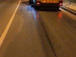 Плановая уборка пыли и ямочный ремонт улиц в Якутске 13 августа