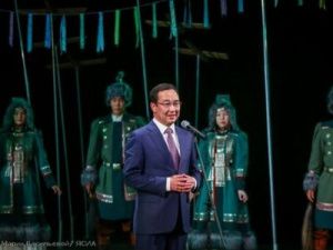 Айсен Николаев открыл декаду Олонхо