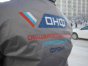 В Якутске уборка и вывоз снега с дорог идут по графику