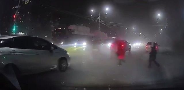 В Якутске 8-летний мальчик попал под колеса автомобиля