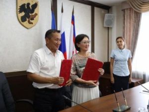 В Якутске предприниматели помогают в капитальном ремонте автомобильной дороги