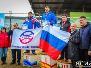 В Якутске прошли соревнования по плаванию в холодной воде
