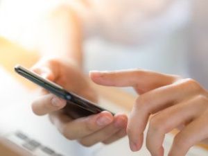 17-летняя жительница Якутска перевела мошенникам почти 700 тысяч рублей