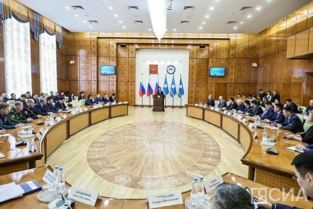 Ежегодный учебно-методический сбор органов власти стартовал в Якутии