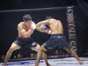 Фоторепортаж: турнир по смешанным единоборствам Eagles FC 53 в Якутске