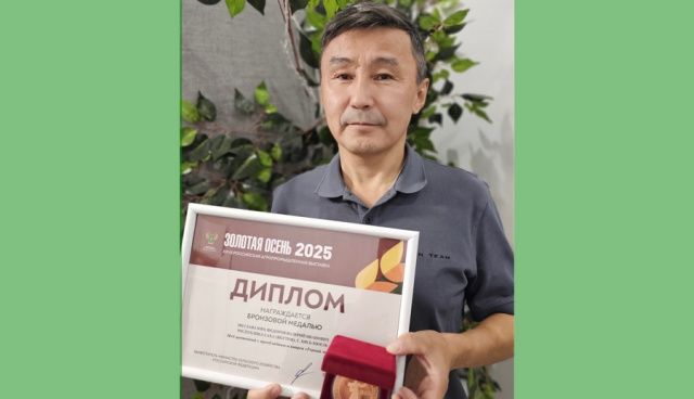 Якутянин признан одним из лучших пчеловодов России