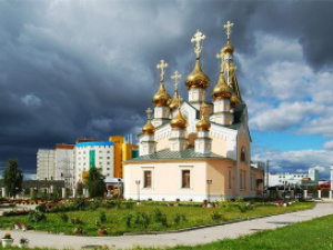 Градоякутскому Преображенскому кафедральному собору — 175 лет