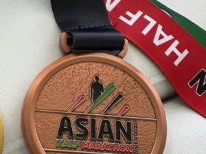 Сардана Трофимова завоевала золотую и бронзовую медали чемпионата Азии по полумарафону