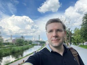 Московский политолог Гращенков: Авксентьева хоть и не идет на Ил Хотун, но…