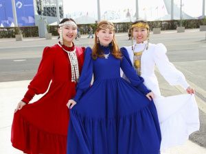 Делегация Якутии встретилась с участниками Всемирного фестиваля молодежи из Африки