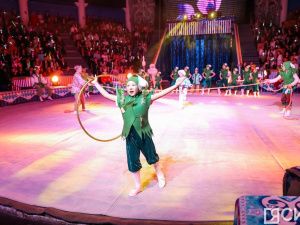 10 лучших школьников по итогам 2024 года наградили на Елке главы Якутии