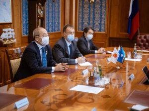 Айсен Николаев встретился с Административным директором Японского комитета по содействию Республике Саха (Якутия) г-ном Акио Сатомура