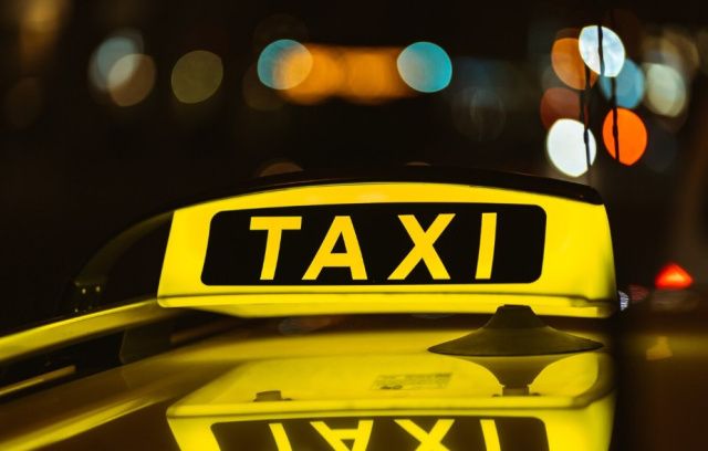 Спустя 3,5 года полиция Якутска раскрыла кражу 3000 рублей у таксиста: Подозревается пассажирка