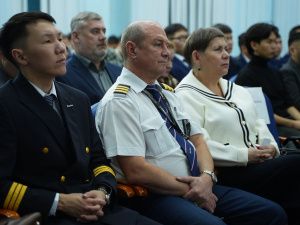 Работники предприятий и учреждений авиационной отрасли оценили работу Окружной администрации