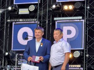 В Нижнем Бестяхе отметили День железнодорожника