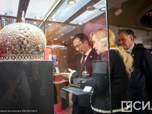 Впервые в Якутске открылась выставка Национальных сокровищ России