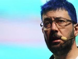 Дизайнер Артемий Лебедев нецензурно оскорбил коренные народы Севера