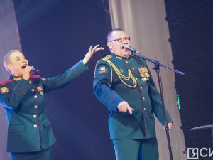 Государственные награды вручили воинам-якутянам на II Антифашистском форуме в Якутске