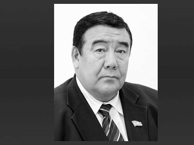 Ушел из жизни народный депутат Якутии Александр Уаров