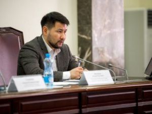 Евгений Григорьев провел совещание по подготовке Якутска к празднованию 100-летия ЯАССР