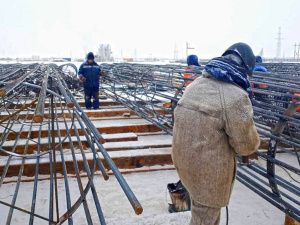 Группа ВИС завершает бетонирование свай первой опоры Ленского моста